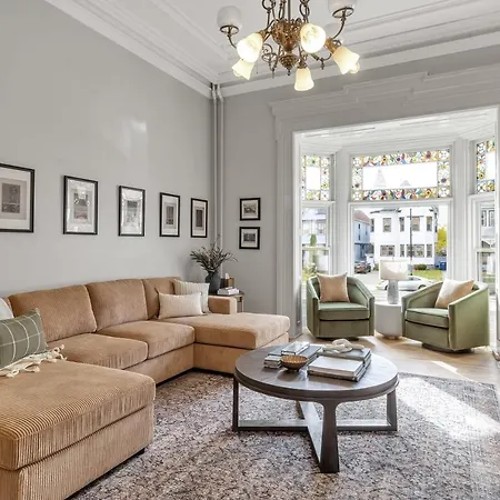 Spacious Second Empire Suite At The Platt Mansion Búfalo Exterior foto